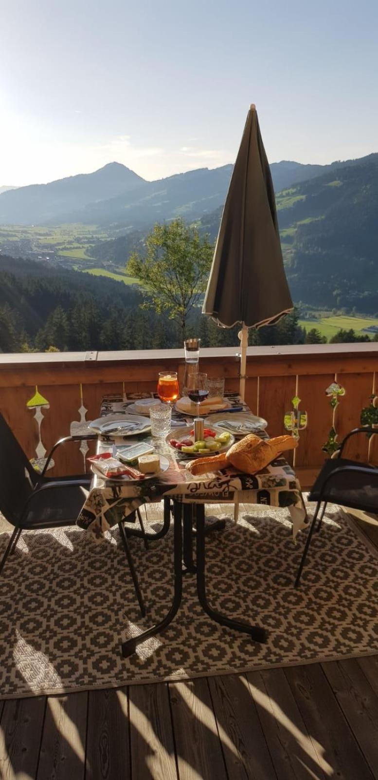 Hahnenkammblick Vila Kitzbühel Exterior foto