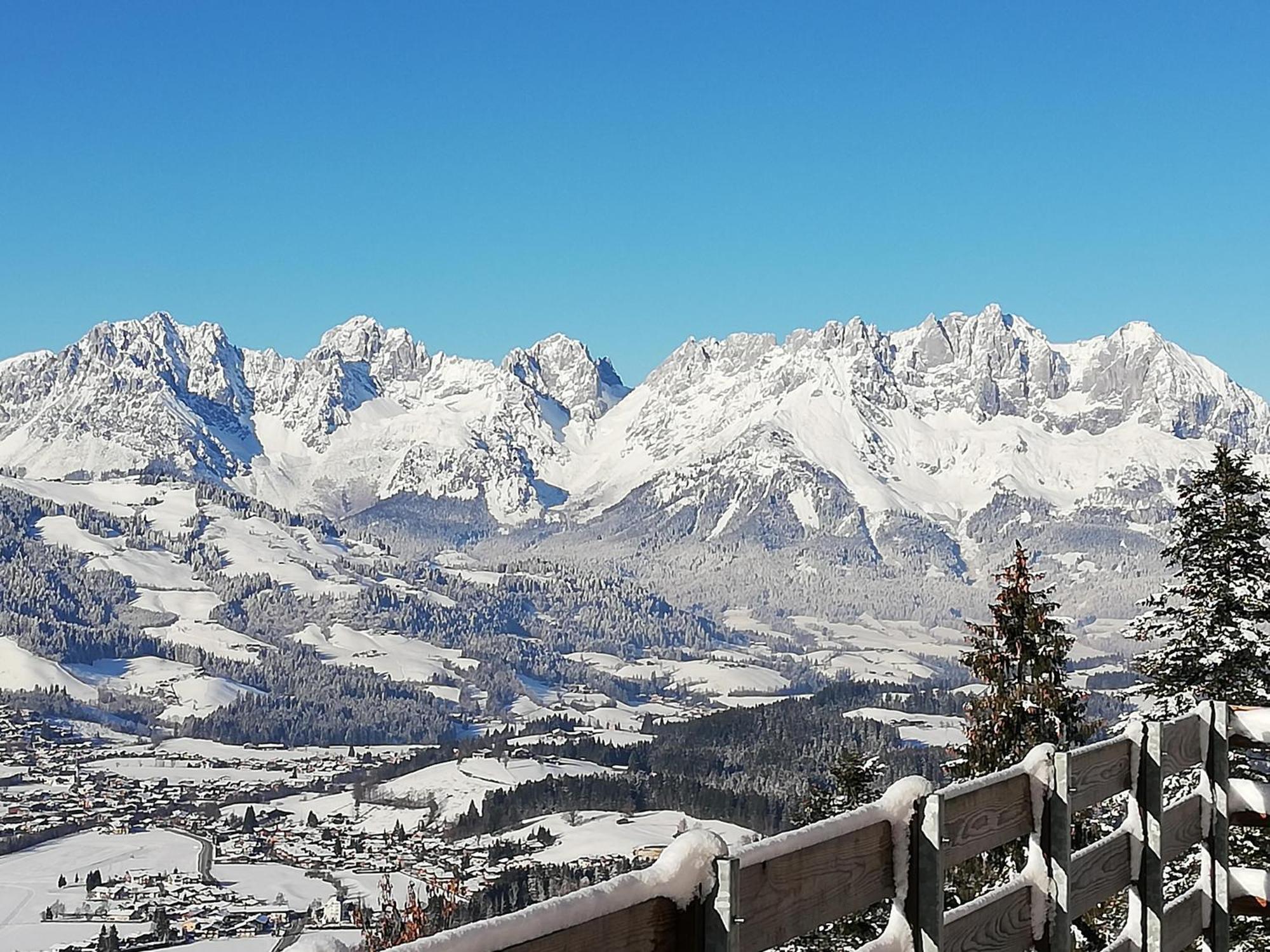 Hahnenkammblick Vila Kitzbühel Exterior foto